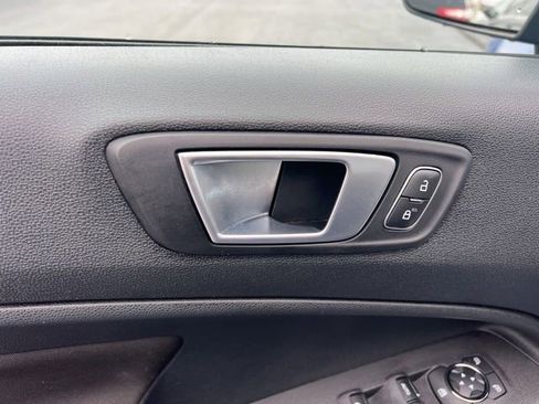 Used 2019 Ford EcoSport SE image 27