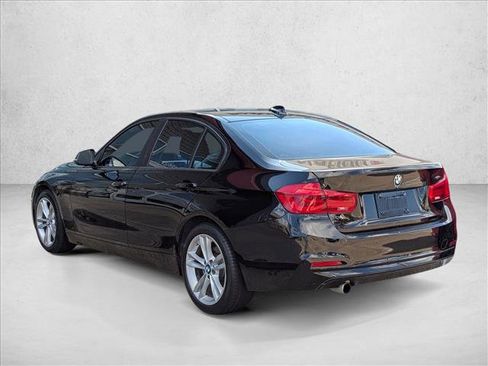Used 2017 BMW 320i Sedan image 6