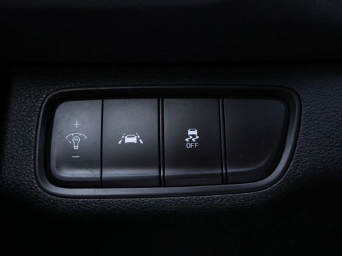 Used 2020 Hyundai Santa Fe SE image 31