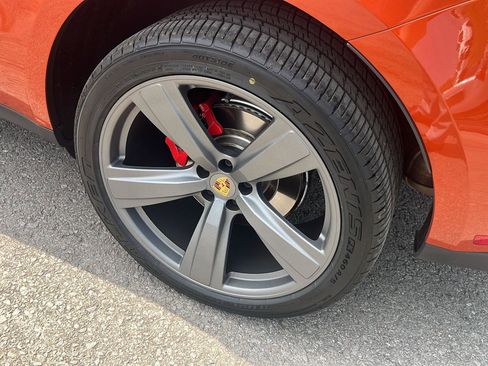 Used 2022 Porsche Macan S image 24