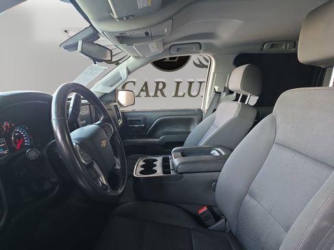 Used 2018 Chevrolet Silverado 1500 LT w/ LT Eassist Package AWD/4WD image 7