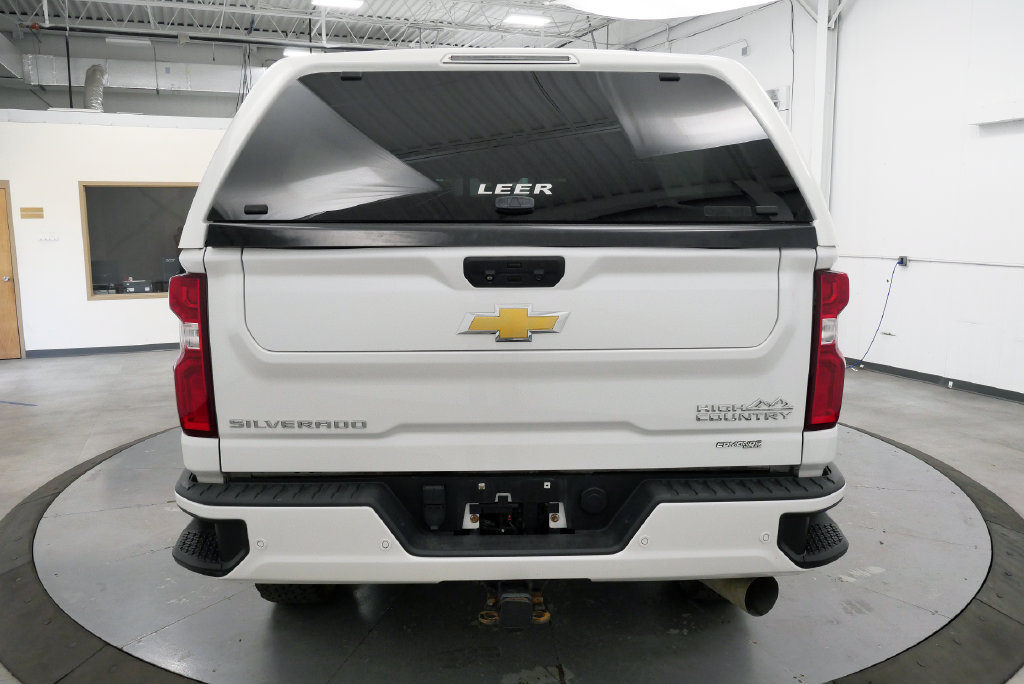 Used 2023 Chevrolet Silverado 2500 High Country w/ Safety Package II AWD/4WD image 7