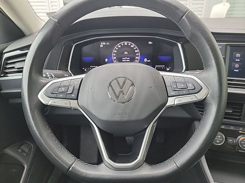 Used 2024 Volkswagen Jetta SE FWD image 20