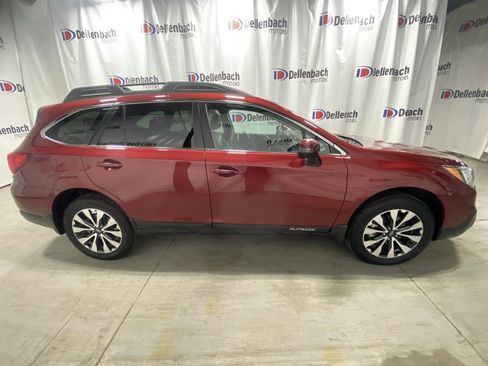 Used 2017 Subaru Outback 3.6R Limited image 8