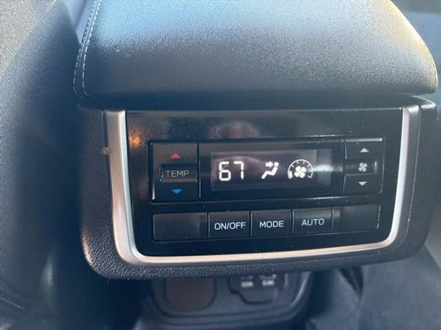 Used 2023 Subaru Ascent Premium AWD/4WD image 19