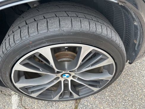 Used 2018 BMW X5 xDrive50i image 9