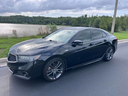 Used 2018 Acura TLX V6 w/ Technology & A-SPEC Pkg FWD image 3