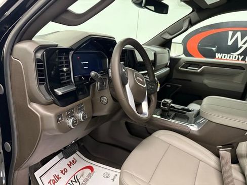 New 2026 GMC Sierra 1500 SLT w/ SLT Premium Plus Package image 12
