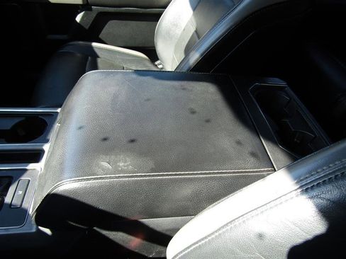 Used 2018 Ford F150 Raptor w/ Equipment Group 802A Luxury image 27