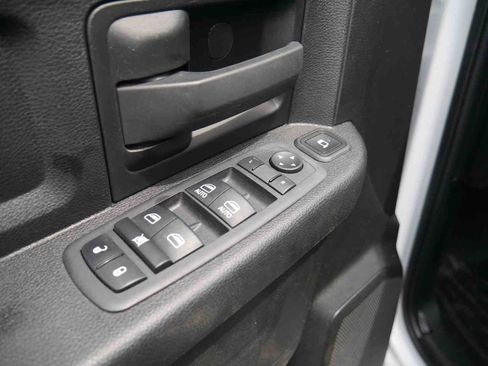 Used 2024 RAM 3500 Tradesman w/ Chrome Appearance Group AWD/4WD image 23