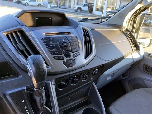 Used 2018 Ford Transit 350 XLT image 27