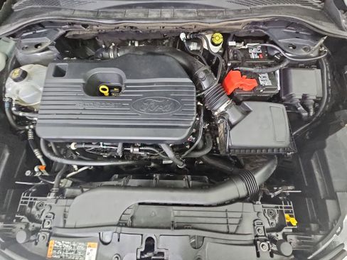 Used 2020 Ford Escape Titanium AWD/4WD image 14