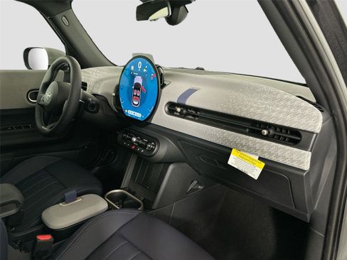 Certified 2025 MINI Cooper S FWD image 24