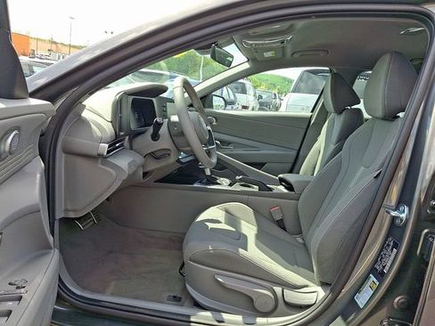 New 2026 Hyundai Elantra Sport FWD image 6