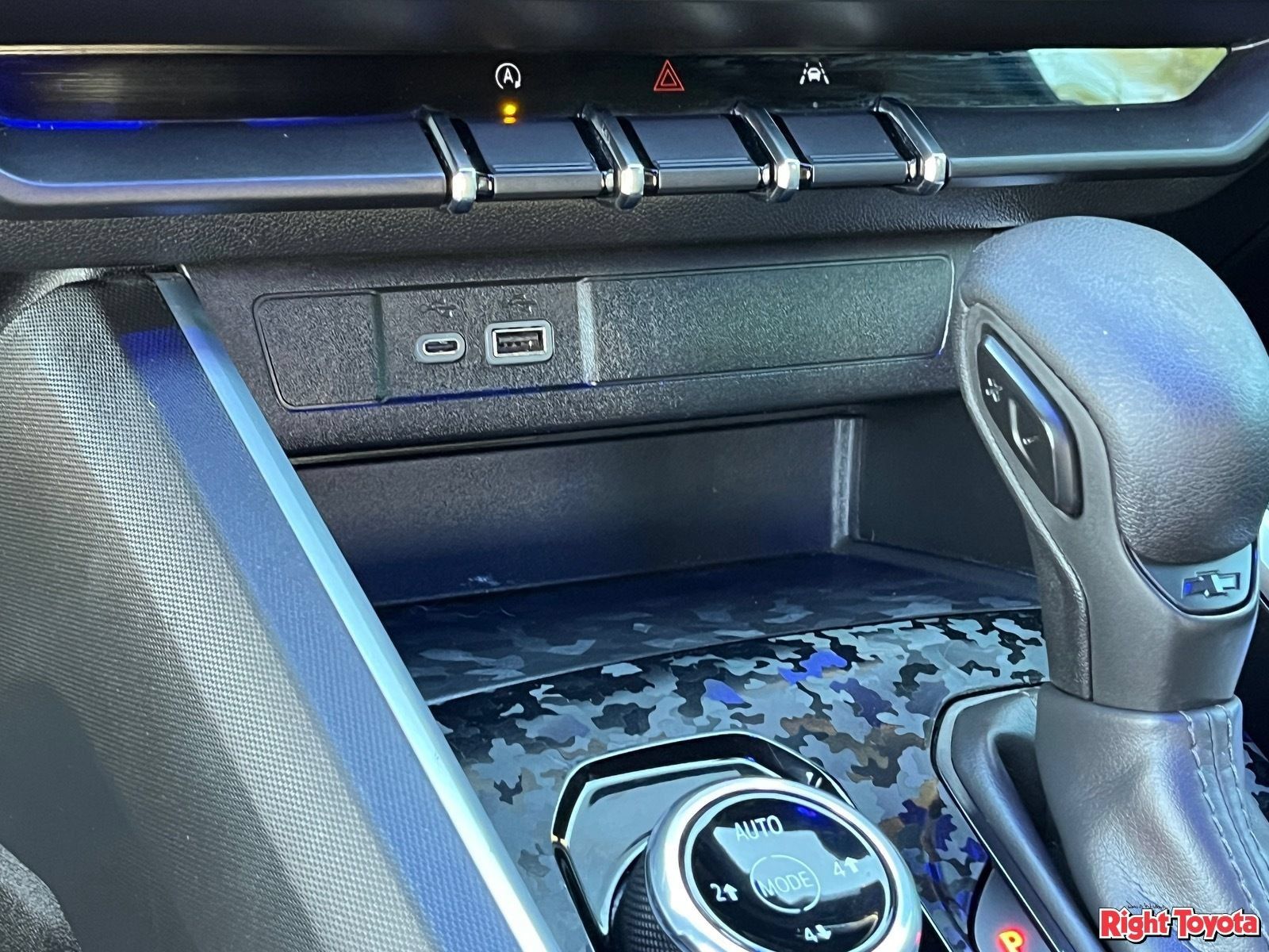 Used 2023 Chevrolet Colorado Trail Boss AWD/4WD image 29
