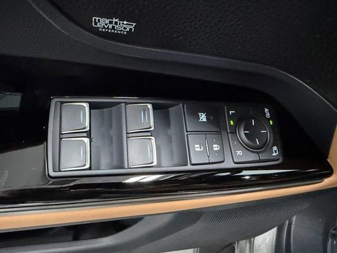 New 2026 Lexus LX 600 4WD w/ Luxury Package image 18