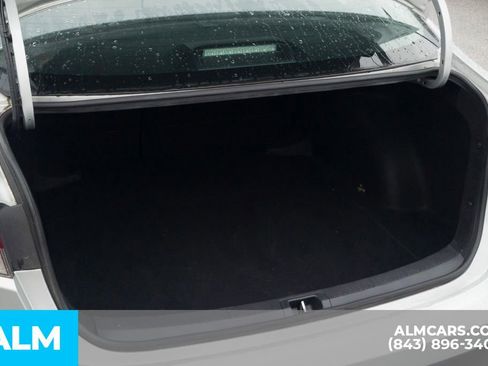 Used 2024 Toyota Corolla LE image 8