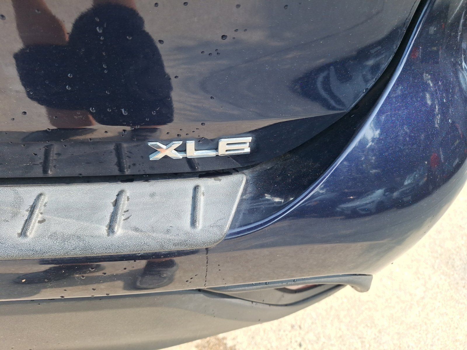 Used 2023 Toyota Highlander XLE FWD image 12