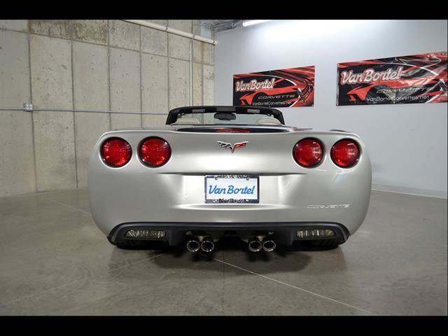 Used 2007 Chevrolet Corvette Convertible w/ Preferred Equipment Group RWD image 8