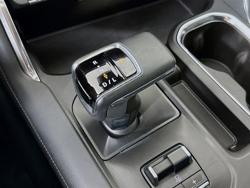 Used 2024 GMC Sierra 1500 Denali image 17