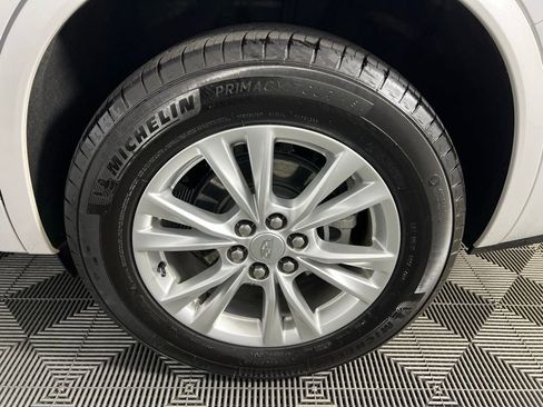 Used 2024 Cadillac XT6 Luxury w/ LPO, Floor Liner Package image 12