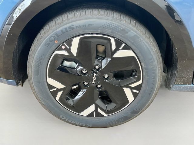 New 2026 Kia Niro Wind FWD image 32