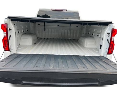 Used 2022 Chevrolet Silverado 1500 RST w/ Safety Package AWD/4WD image 19