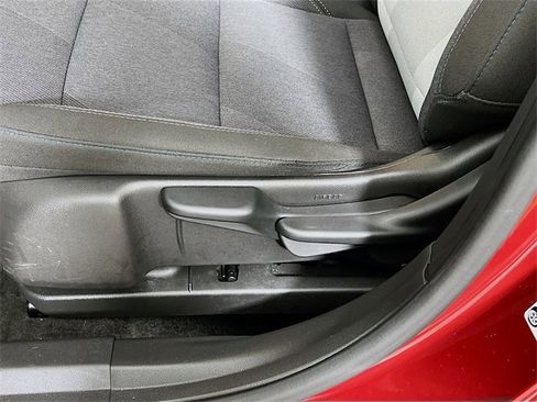 Used 2024 Chevrolet Trax LS image 11