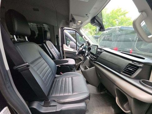 Used 2023 Ford Transit 350 XLT RWD image 7