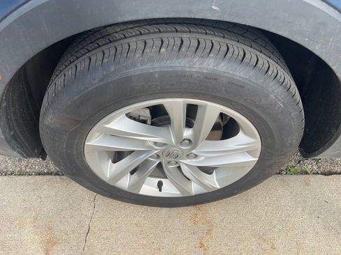 Used 2025 Buick Envista Preferred w/ Convenience I Package FWD image 22
