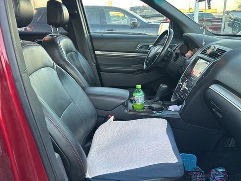 Used 2017 Ford Explorer Sport w/ Equipment Group 401A image 22