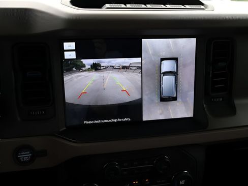 Used 2024 Ford Bronco Wildtrak AWD/4WD image 23