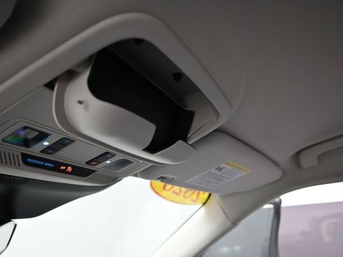 Used 2026 Ford Explorer Active image 38