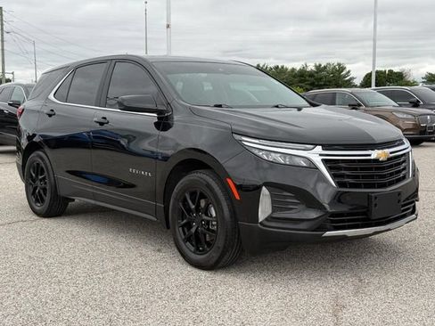 Used 2024 Chevrolet Equinox LT w/ LPO, Floor Liner Package FWD image 8