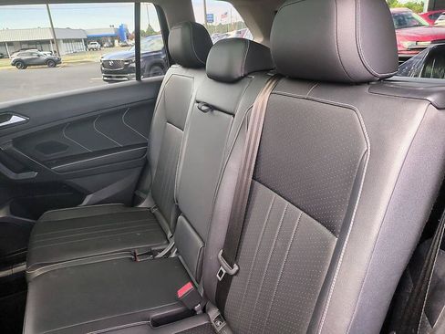 Used 2023 Volkswagen Tiguan SE FWD image 27