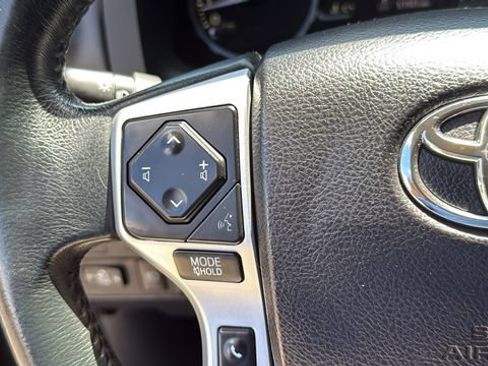 Used 2021 Toyota Tundra Platinum AWD/4WD image 12