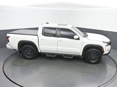 Used 2022 Nissan Frontier PRO-4X w/ Off-Road Protection Package AWD/4WD image 41