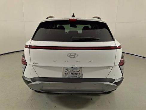New 2026 Hyundai Kona Limited FWD image 5