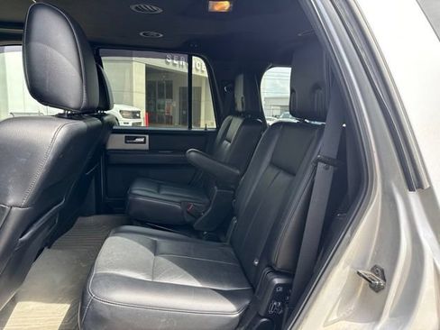 Used 2016 Ford Expedition Limited w/ Equipment Group 301A RWD image 15