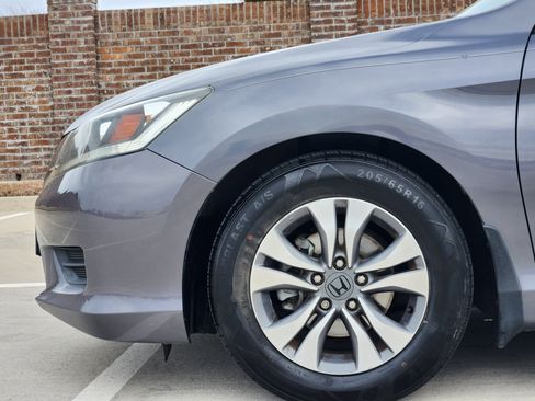 Used 2013 Honda Accord LX image 10