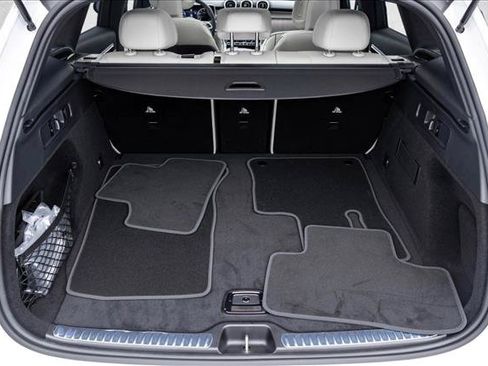 New 2026 Mercedes-Benz GLC 300 4MATIC image 23