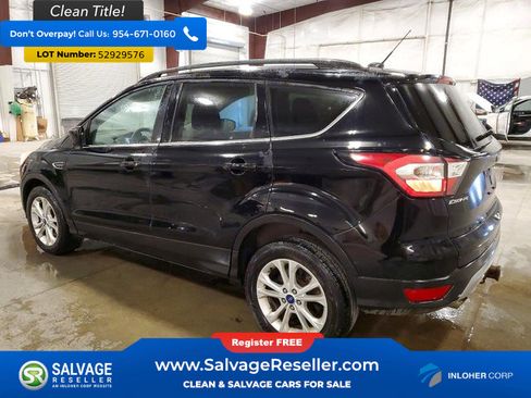 Used 2017 Ford Escape SE w/ Equipment Group 201A AWD/4WD image 3