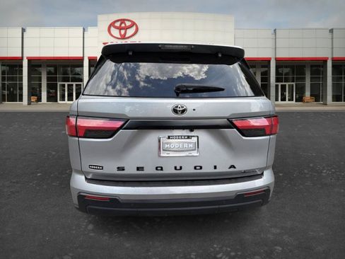 Certified 2025 Toyota Sequoia SR5 AWD/4WD image 24