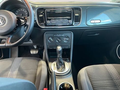 Used 2012 Volkswagen Beetle Turbo FWD image 9