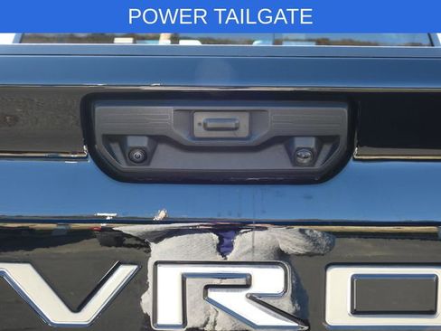 Used 2025 Chevrolet Silverado 2500 High Country w/ Technology Package image 4