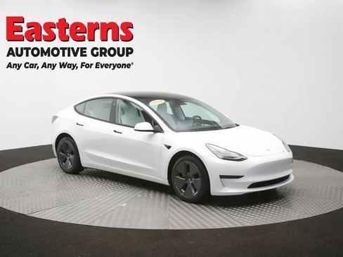 Used 2023 Tesla Model 3 Standard Range RWD image 43