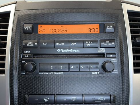 Used 2012 Nissan Xterra PRO-4X AWD/4WD image 25