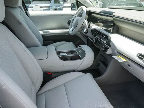 New 2026 Hyundai Palisade SEL Premium FWD image 17