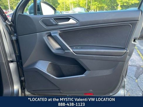 Certified 2020 Volkswagen Tiguan SE image 26