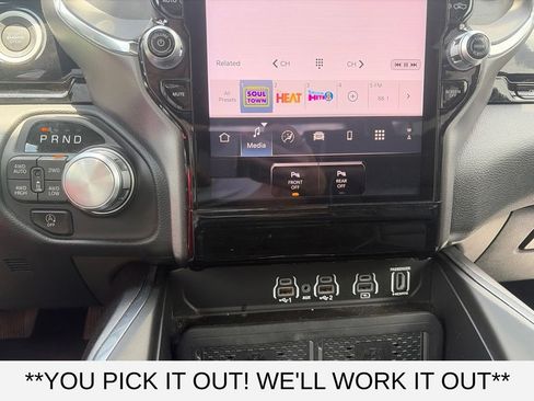 Used 2025 RAM 1500 Laramie AWD/4WD image 13